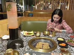 -黑牛の場烤肉(摩天活力城店)
