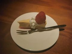 自制輕芝士蛋糕-岩也·日料与酒(龙岗天安云谷店)