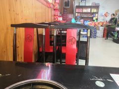 -叶记正宗酸菜蹄膀·胖叶盛毛肚火锅(修文店)