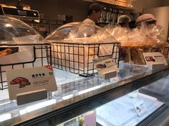面包甜点陈列柜-喜茶(上海兴业太古汇店)