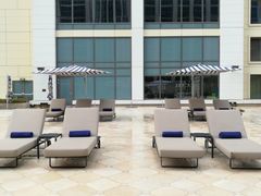 -澳门瑞吉酒店室外泳池