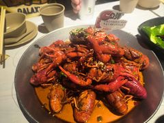 -巴厘龙虾·榜首油焖大虾(音乐学院·沿江酒馆店)
