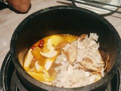 -野·大山里野生菌石锅土鸡(益田假日店)