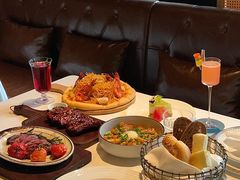 -Mogul Eatery·大亨餐酒馆