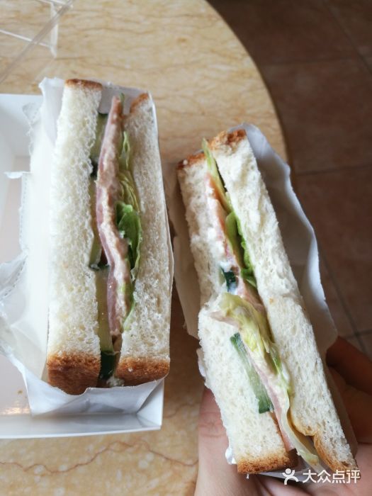 味多美(陶然亭店)吞拿鱼三明治图片