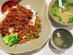 香菇卤肉饭-百春原湖南牛肉粉(百联世纪店)