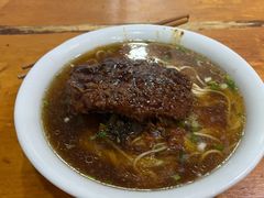 -上海特色小笼店(铁岭路90弄小区店)