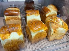 -沁屋面包店(人民东路店)
