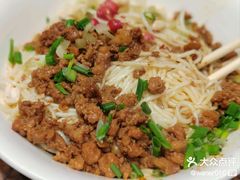 -周小波重庆小面·重庆名小吃(邹容路店)