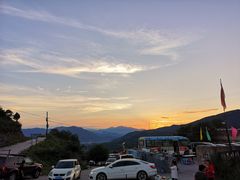 -鬼笑石后山停车场