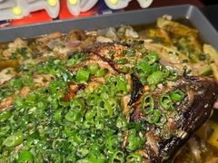 -何师烧烤Pro ·江湖川菜·小龙虾·精酿(太古里旗舰店)