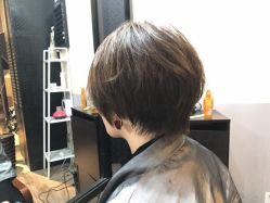 -茶发Salon·烫发染发理发