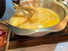-鲜入围煮花胶鸡海鲜火锅