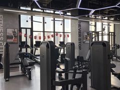 -跃动游泳健身俱乐部(新华传媒店)