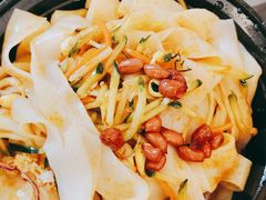 -陇上秦轩西安biangbiang面(朝龙汇店)