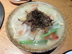 -一朵菌·野生菌探索家火锅(南亚店)