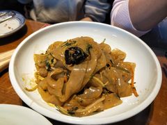 东北拉皮盆菜-95号酱骨·一块豆腐(展春园西路店)
