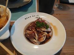 -临界音乐酒馆·小龙虾·江湖菜(华熙LIVE·鱼洞店)