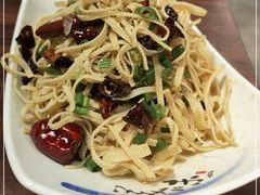 -超越炭火牛蛙火锅鸡(河东店)