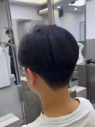 -首脑美发沙龙