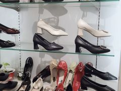 -云柏鞋业(十里堡店)