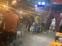 等位区-琥珀老六龙虾(四里河店)