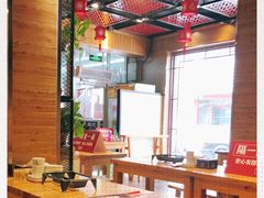 大堂-管氏翅吧(护国寺店)