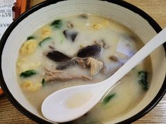 -鸭味先老鸭粉丝馆(瑞金路二号四号小区店)