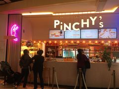 -Pinchy's Lobster & Champagne Bar