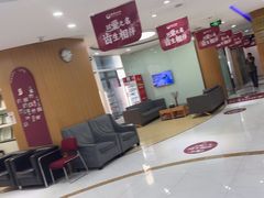 -雅悦齿科(顾村公园店)