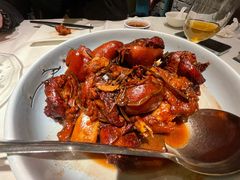 乾隆肘子-北平楼·烤鸭·北京菜(牡丹园店)