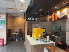-麦当劳(乳山路店)