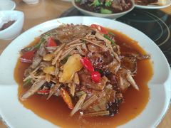 -大众跷脚牛肉馆·非遗传承单位(峨眉山店)