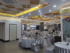 -新东源国际酒店·新东源食坊(沙井店)