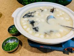 大砂锅炖鱼头-丹江渔村(望京店)