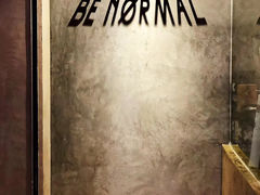 -BE NORMAL CAFE(霞溪路店)