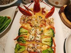 蒜蓉粉丝波士顿龙虾-维园悦谱·海派家常菜(乌鲁木齐南路店)