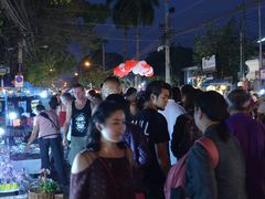 周日夜市-周日夜市