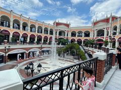 -佛罗伦萨小镇广佛名品奥特莱斯(疏港路店)