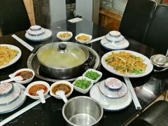 -丫丫汤膳打边炉(宏府408坊店)