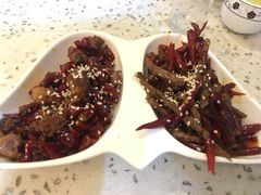 -兔行天下-鸿鹤鲜锅兔(中海国际店)