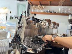 -Line 咖啡(石厦花园店)