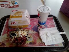 -肯德基(岱宗店)