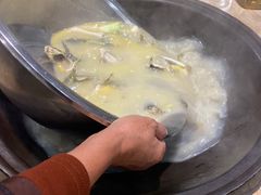 -陈大锅·岳阳鱼馆·地道岳阳菜(美食街店)