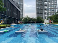 -深圳国际会展中心希尔顿酒店(前海华发冰雪世界店)