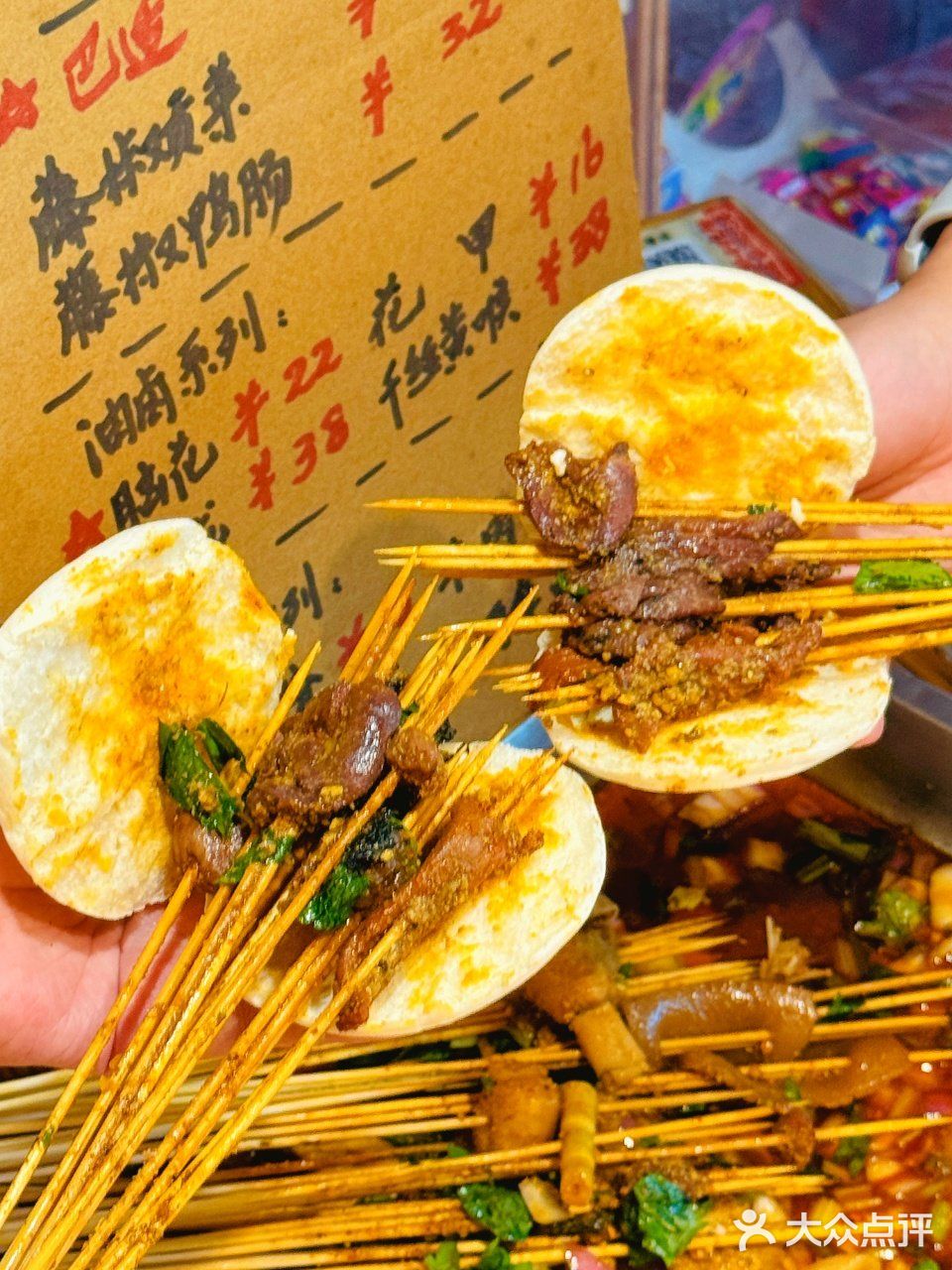 起猛了，成都必吃榜，都登陆上海了