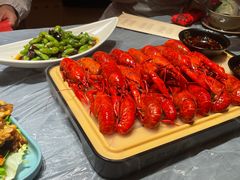 -肥肥虾庄·金牌油焖大虾(东湖欢乐谷店)