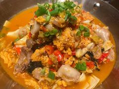 干锅鱼籽鱼泡-爱碗亭·鲜炒湖南菜(壹城中心店)