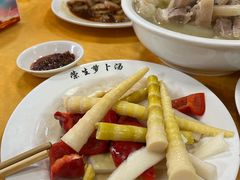 泡菜-荣生萝卜汤饭店