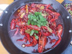 油焖大虾-二钳洞庭虾蟹·江湖菜(成都鹭岛店)